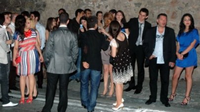 Reina'da yangın paniği