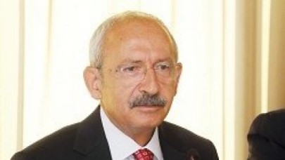 Randevu alınıp gelinir, eleştirilir