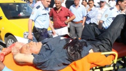 Sokak ortasından önce karısını, sonra kendini vurdu