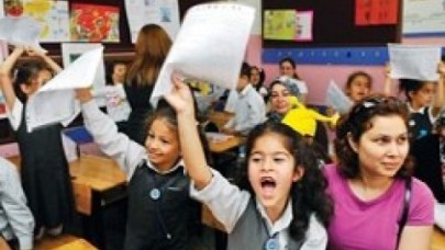 Eğitimi yarım bırakan kızlarda AB lideriyiz