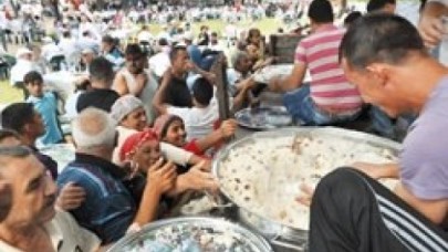 5 bin kişiye teşekkür yemeği