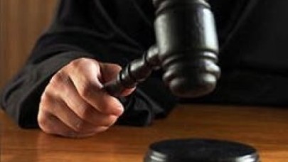 6 general, 1 amiral ve 1 albaya yakalama kararı