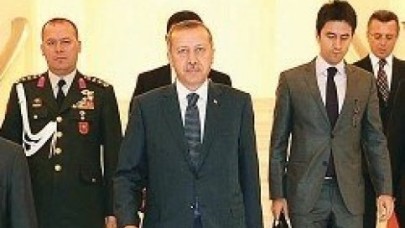 Görevi yemekte aldı