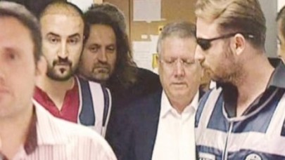 Futbola bomba düştü