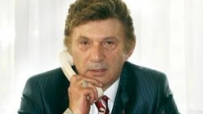 Tavuk gibi yaşamak istesem tanrı beni tavuk yaratırdı