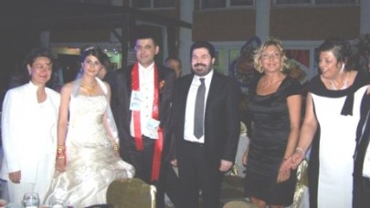 CHP İl  Kadın Kolları Başkanı'nın mutlu günü