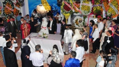 UZUN ARAS AİLESİNİN MUTLU GÜNÜNDE!