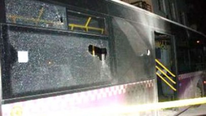 'AKP'nin aracı' diyerek saldırdılar