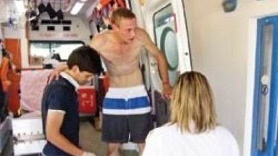 Havuzda kızlara baktın kavgası