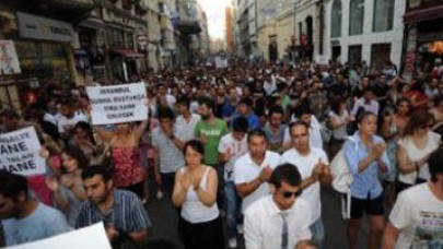 Beyoğlu esnafından 'masa' eylemi
