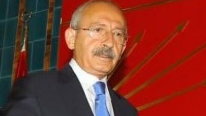 Demokles'in kılıcı dolaşıyor