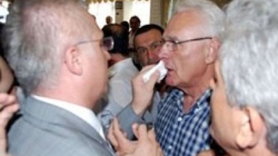 CHP kongresindeki eski vekile yumruklu saldırı