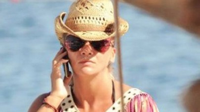 İkoncan boşanıyor