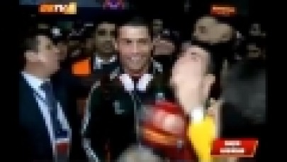 Cristiano Ronaldo ve Adanalı Ronaldo Sonunda Buluştu..