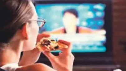 Dijital ekranlar, yemek saatlerini de şekillendiriyor