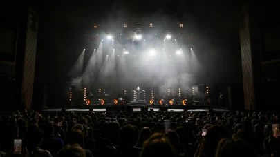 SİBEL CAN’DAN GÖRKEMLİ PERFORMANS