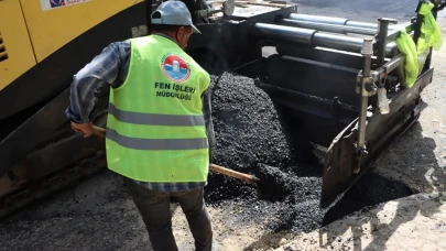 Maltepe’de asfaltlama çalışmaları devam ediyor