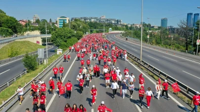 İstanbul'da "İrade Bizim, Zafer Bizim" Yürüyüşü