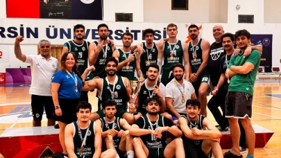 Üsküdar Üniversitesi basketbolda ikinci kez Türkiye şampiyonu!