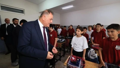 İBB'den Öğrencilere Kırtasiye Desteği
