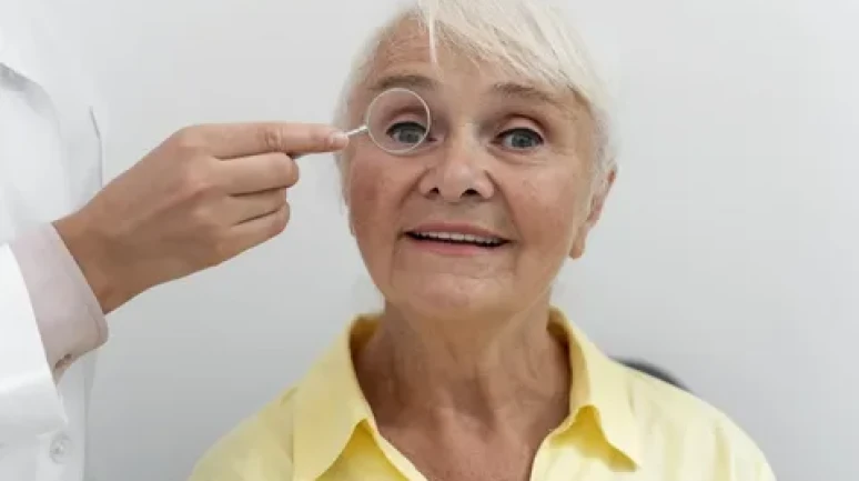 Katarakt Belirtiler Ortaya Çıktığı İlk An Ciddiye Alınmalıdır!