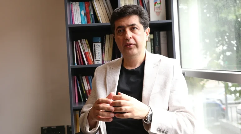 Her üç evlilikten biri boşanmayla sonuçlanıyor! Evlilik dönüşüyor, solo yaşam yükseliyor!