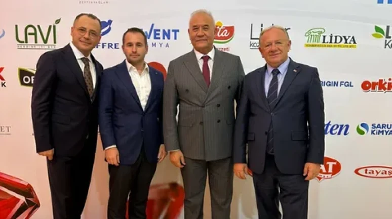 Private Label Zirvesine Cem Yılmaz Damga Vurdu