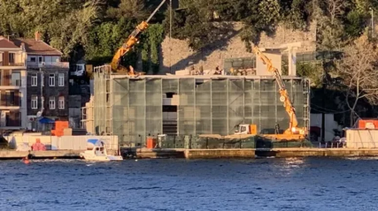 Boğaziçi’nde mevzuata aykırı yapılara müdahale sürüyor