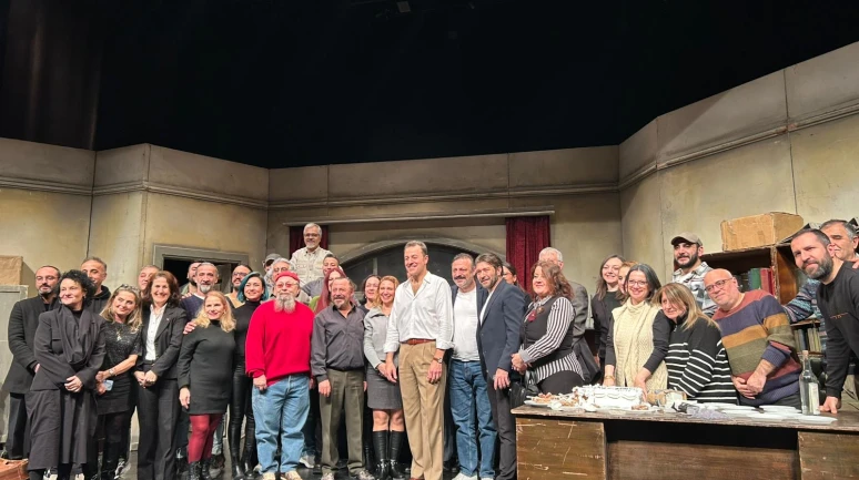 Profesyonel Cennet sahnesi’nde izleyiciye veda etti