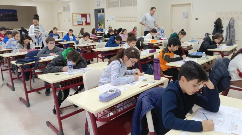 İhlas Kolejinden Bursluluk Sınavına Giren Her Öğrenciye Ücretsiz Rehberlik Hizmeti