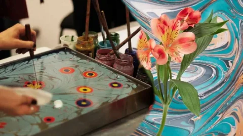 Ebru Sanatının Ustası Esenyurt’ta Sanatseverlerle Buluştu