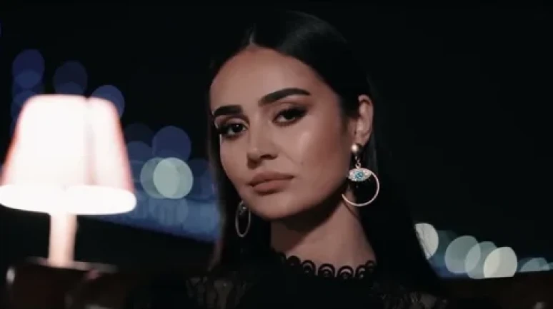 Akustik Renkler 2’de ‘Mey’ sürprizi!