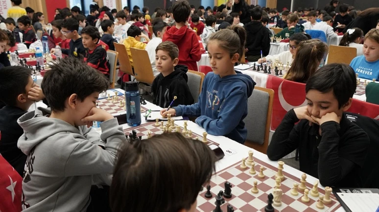 3. Çanakkale Geçilmez Satranç Turnuvası Düzenlendi
