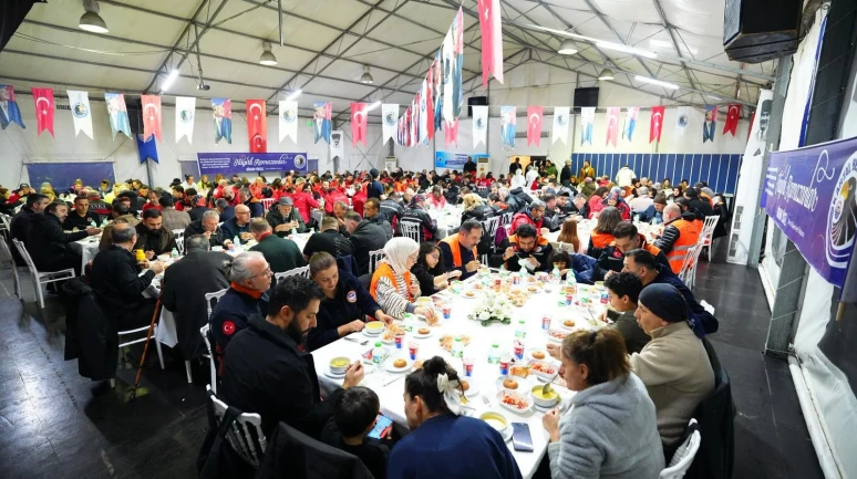 Ramazanda, Paylaşma ve Komşuluk Bağlarının Güçlenir