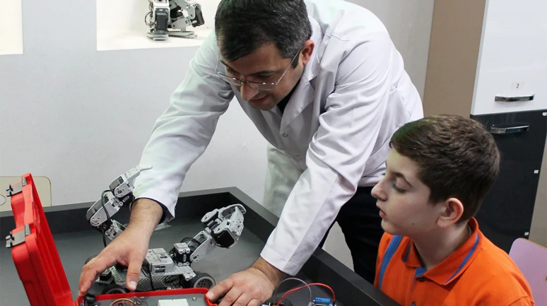 İhlas Koleji öğrencileri TÜBİTAK Bölge Finallerinde