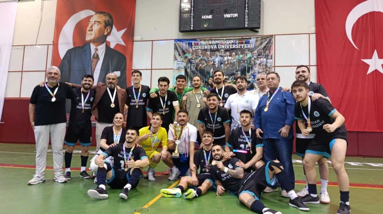 Futsal Takımı Türkiye Şampiyonu Üsküdar Üniversitesi