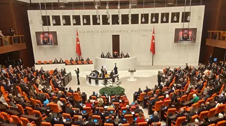 Resmi tatil sayısını 10'a çıkaracak düzenleme için geri sayım!