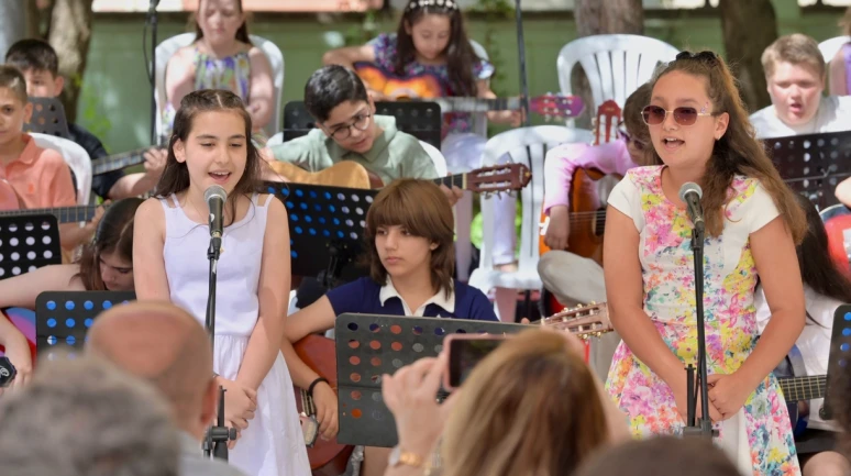 Belediye Kursları Meyvesini Verdi: Kursiyerlerden Unutulmaz Konser