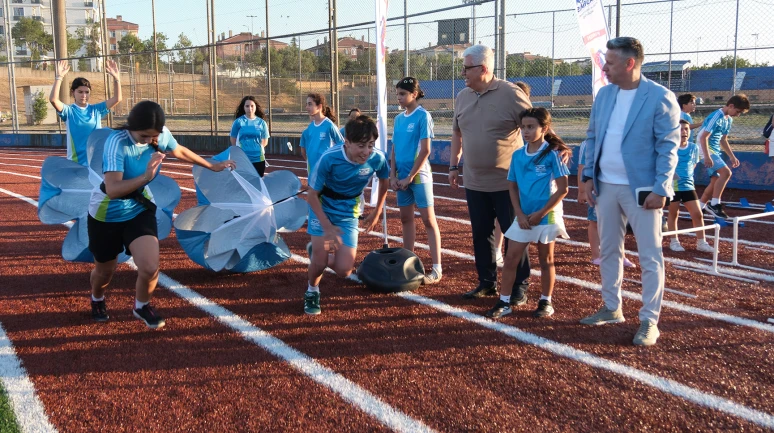Büyükçekmece'de Yaz Spor Okulları coşkuyla başladı