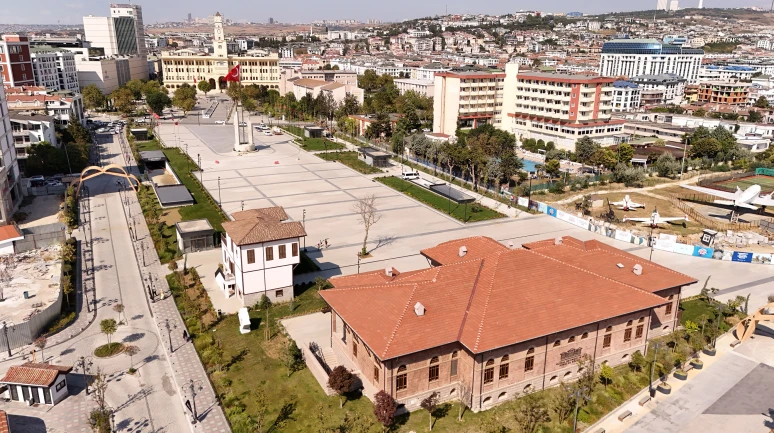 Büyükçekmece'ye Cumhuriyet Kent Meydanı Açılıyor