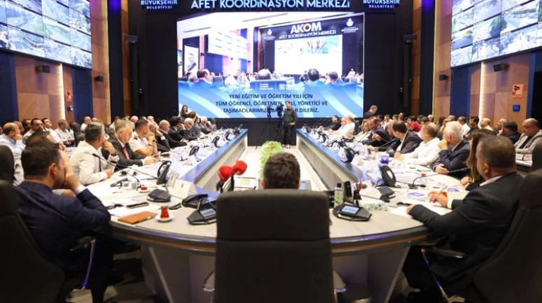 İstanbul'da Okulun İlk Günü Toplu Ulaşım Ücretsiz