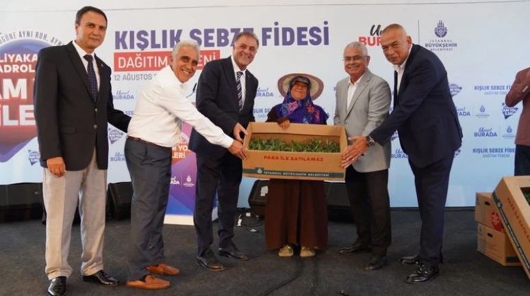 İBB'den Çiftçilere Kışlık Sebze Fidesi