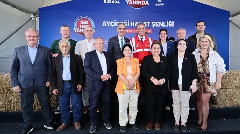 Silivri'de Ayçiçeği Hasadı Gerçekleştirildi