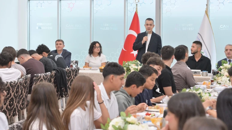 Can Aksoy Sporcu Gençlerle Bir Araya Geldi