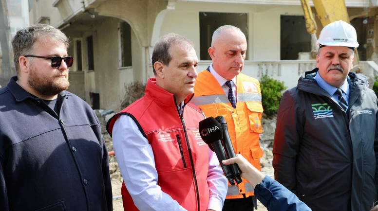 Büyükçekmece’de riskli yapılar yıkıldı