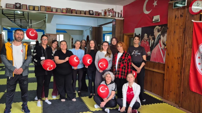 Kartal’da kadınlara öz savunma atölyesi