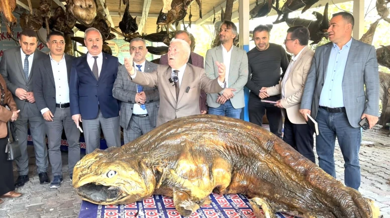 Denizin derinliklerinde eğitim ordusu