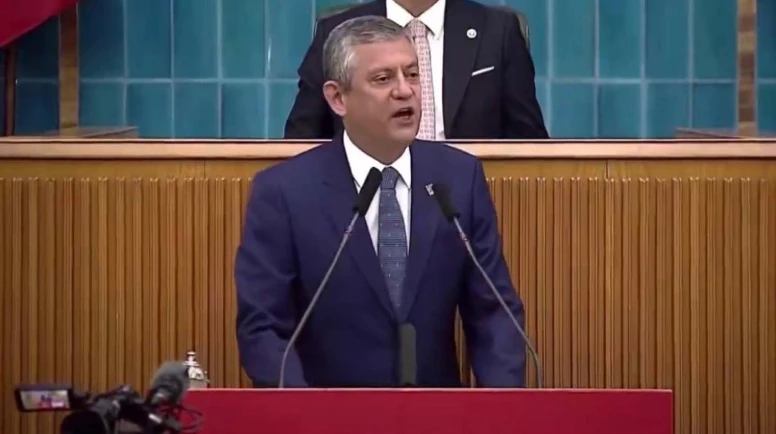 CHP'nin tartışmalı grup toplantısı başladı...