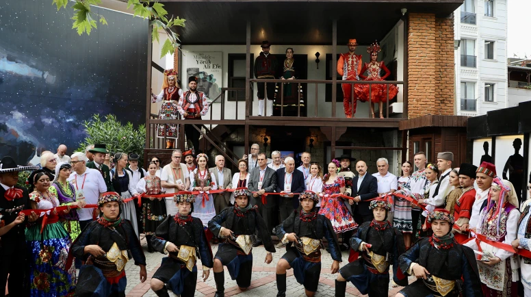 Dünya kültürlerinin sanat mirası Büyükçekmece’de hayat buldu