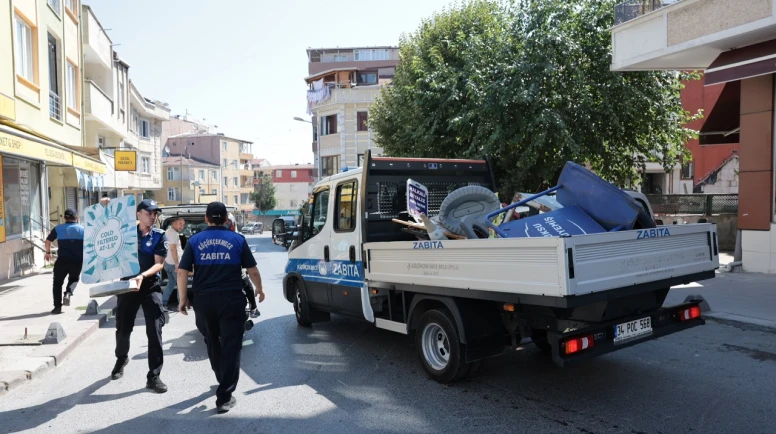 Küçükçekmece'de Kaldırım İşgali Denetimi